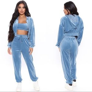 🚫SOLD🚫 Fashion Nova 3 Piece Velour Pant Set